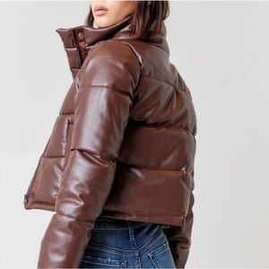 Francescas Brown Cropped Puffer Jacket Size Small
